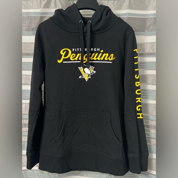 Fanatics Tops - Fanatics Pittsburgh Penguins Hockey Black Pullover Hoodie